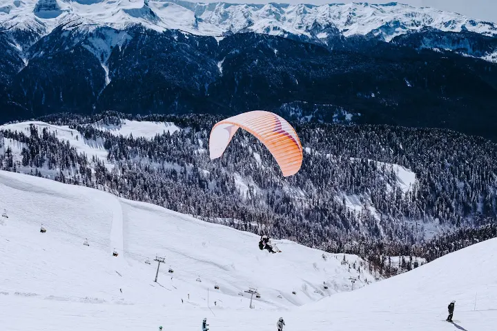 Paragliding